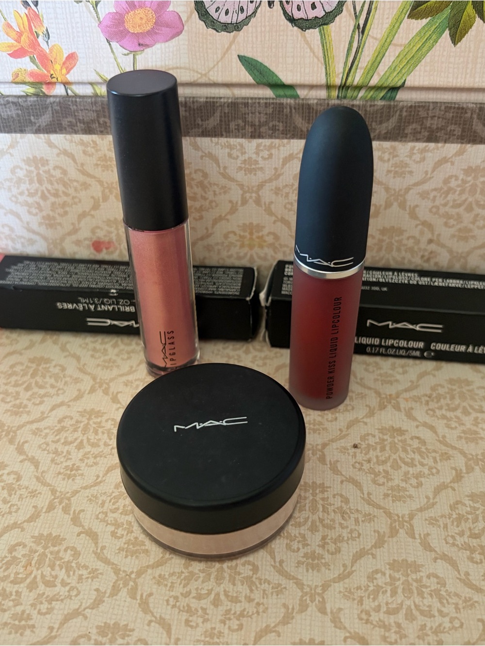 MAC Liquid Lip Color + Lipglass Lipgloss + Silver Aura Powder Bundle